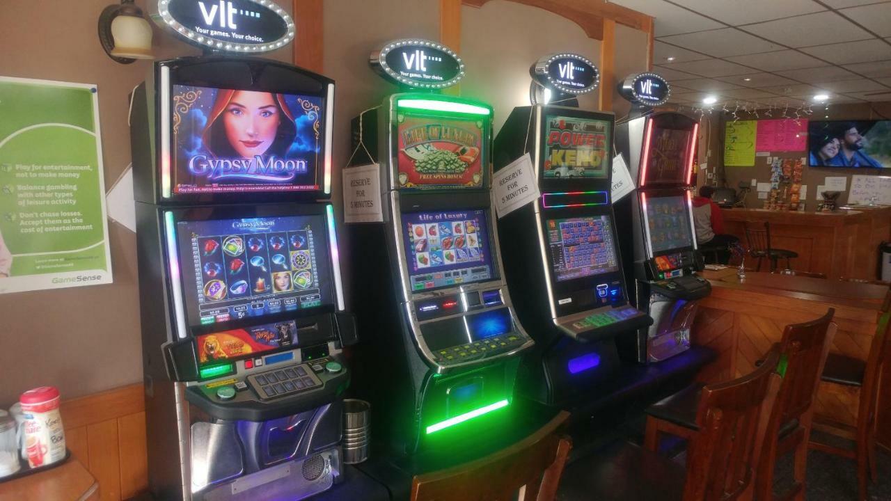 Vulcan Country Inn エクステリア 写真